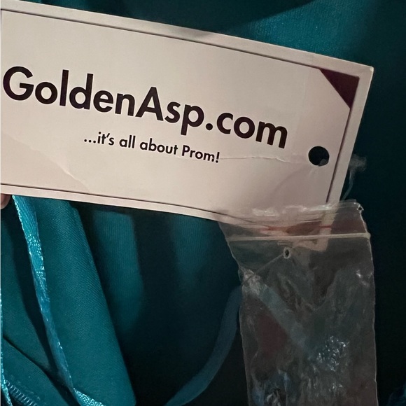 Prom Dress/Evening Gown - Picture 4 of 5